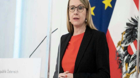 Avusturya: Rusya'ya doğal gaz ambargosunu reddediyoruz