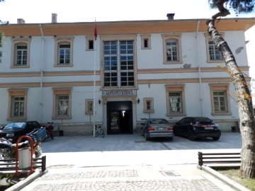 Erdek'te Motorlu Taşıyıcılar Kooperatifi'ne Operasyon: Başkan ve Muhasebeci Gözaltında