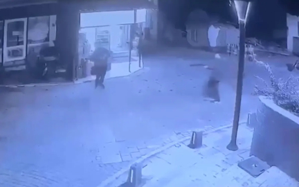 Balıkesir'de Sokak Ortasında Av Tüfeğiyle Vuruldu