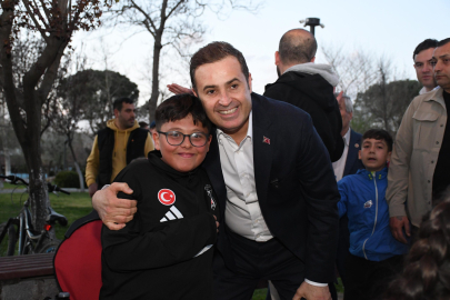 Susurluk'ta Ahmet Akın'a sevgi seli