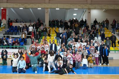 ASLAN YOL BURHANİYE BELEDİYESPOR PLAY-OFF’TA