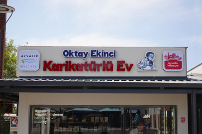 OKTAY EKİNCİ KARİKATÜRLÜ EV VE AYVALIK KİTAPÇISI AÇILIYOR…