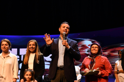 Balıkesir’de anneler ve çocuklarından benzersiz konser