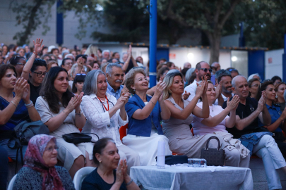 BURHANİYE BELEDİYESİ KADINLAR KOROSUNDAN UNUTULMAZ BİR GECE