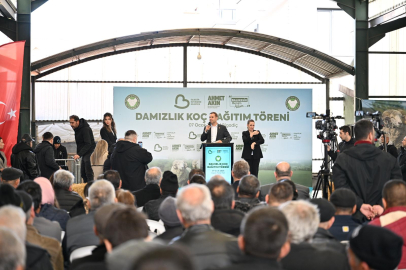 Bigadiçli Üreticinin Yüzünü Başkan Akın Güldürdü