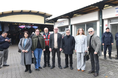 BAŞKAN HAKAN ŞEHİRLİ PAZARCI ESNAFIYLA BULUŞTU