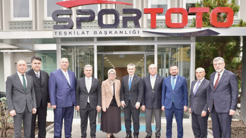 BALIKESİR’E SPOR YATIRIMI MÜJDESİ: PROTOKOLLER İMZALANDI