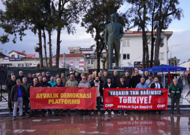 Ayvalık’ta Demokrasi Vurgusu
