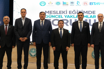 MESLEKİ EĞİTİMDE ÜNİVERSİTE-SANAYİ İŞ BİRLİĞİ ELE ALINDI