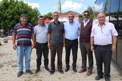 BAŞKAN GAGA YAĞMUR HAYIRLARINDA VATANDAŞLARLA BULUŞTU