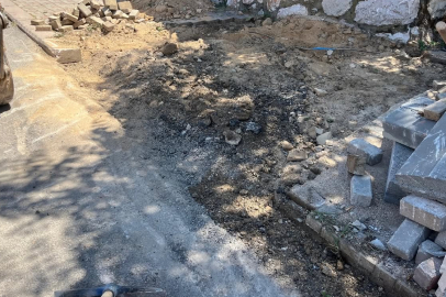 BANDIRMA’DA PARKE TAMİRAT EKİPLERİ SAHADA