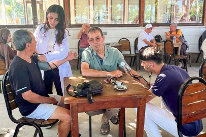 BAÜN'LÜ ÖĞRENCİLERDEN HALK SAĞLIĞINA DESTEK