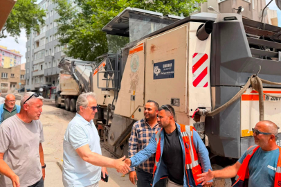BANDIRMA'DA YOL YENİLEME ÇALIŞMALARI SÜRÜYOR
