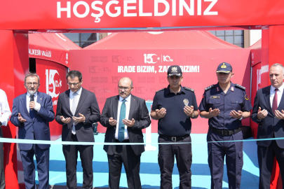 BALIKESİR'DE 15 TEMMUZ RUHU YENİDEN YAŞATILDI