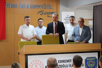 EDREMİT'TE YENİ OKUL YÖNETİCİLERİ İÇİN EĞİTİM SEMİNERİ BAŞLADI