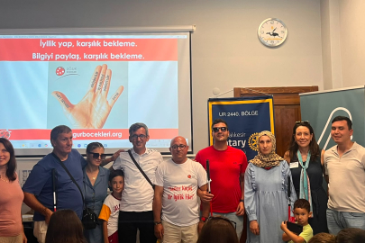 GÖRME ENGELLİLER GÖMEÇ'TE DENİZLE BULUŞTU