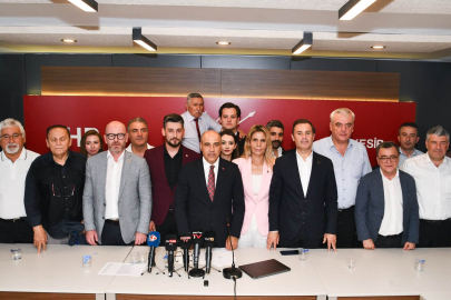 CHP BALIKESİR’DE YENİ YÖNETİM AÇIKLANDI
