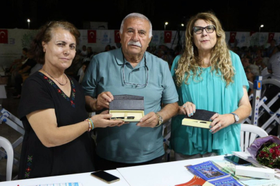 8. EDREMİT KİTAP FUARI’NIN İKİNCİ GÜNÜ DOLU DOLU GEÇTİ