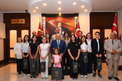 BALIKESİR’İN GURUR TABLOSUNU VALİ USTAOĞLU TEBRİK ETTİ