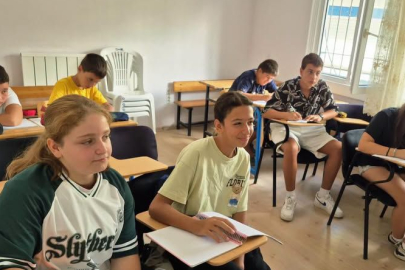 MARMARA’DA ÖĞRENCİLERE LGS VE YKS DESTEĞİ