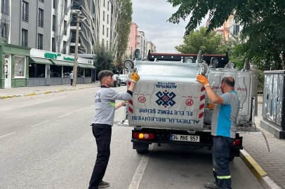 ALTIEYLÜL’DE BELEDİYE EKİPLERİ DÖRT BİR KOLDA SAHADA