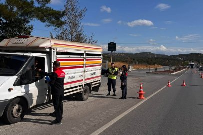 BALIKESİR’DE CANLI HAYVAN NAKİLLERİNE SIKI DENETİM