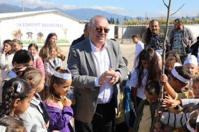 BAŞKAN ERTAŞ ÇOCUKLARLA BİRLİKTE CAN DOSTLARLA BULUŞTU