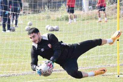 BALIKESİRSPOR 1922 AKŞEHİRSPOR’U 3-1 MAĞLUP ETTİ