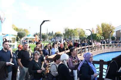 BİRBİRİNDEN KIYMETLİ YAZARLAR BALIKESİR KİTAP FUARI’NDA