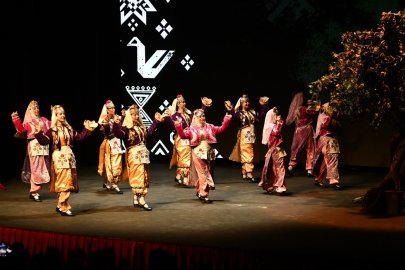BÜYÜKŞEHİR’DEN CUMHURİYET’İN 103. YILINDA ANLAMLI GÖSTERİ